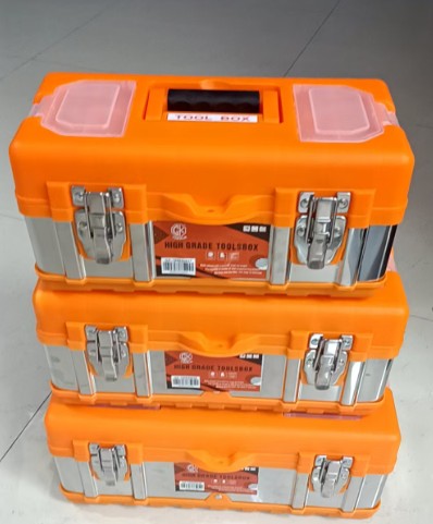Plastic-and-Steel Tool Box - 17 in (432 mm)
