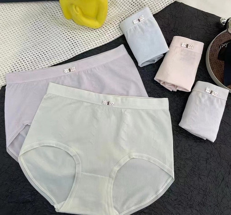 2218 women s shorts