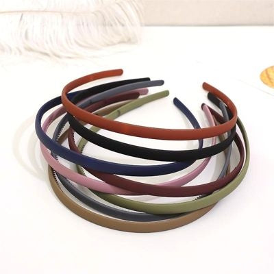 Black-Edged Plastic Headband, 0.31 in Wide